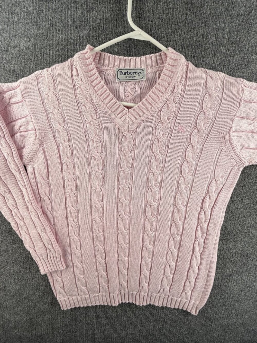 Burberry Cable Knit Pink Medium V-Neck Logo Pullover Sweater Long Sleeve Knit